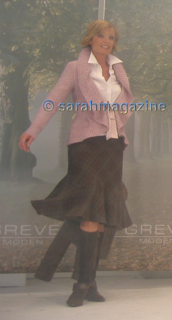 ../Images/krefash3 673b.jpg